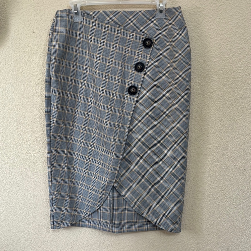 ASOS midi skirt ,size : us 8 , UK12 , EU 40. New with tag